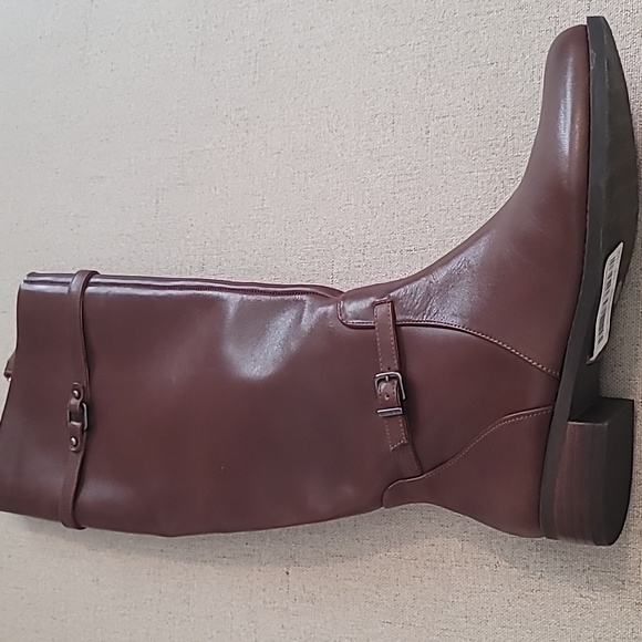 NWT!! Gianni Bini Leather Boots - Picture 5 of 10